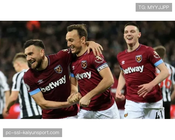 传闻：沃尔夫斯堡中卫拉克鲁瓦已与英超西汉姆联达成夏季转会初步协议